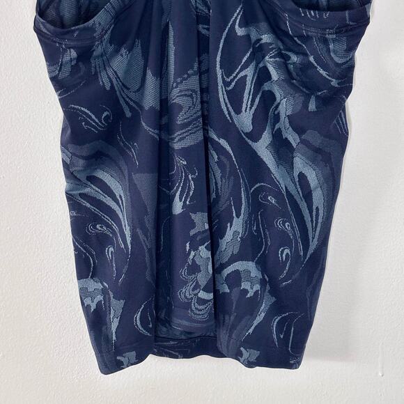 Athleta Momentum Seamless Tank Top Blue Paisley Pattern Workout Top Size Small - Picture 3 of 9